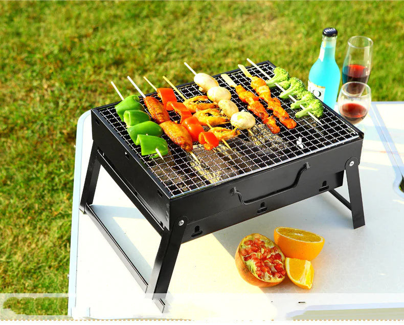 Barbecue extérieur au charbon de bois